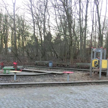 Spielplatz Kutterweg - Playgrounds Near Me - Lübeck, SH