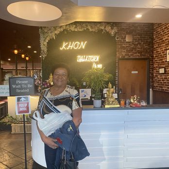 Khon Thai Kitchen By Seeda - Thai Near Me - Austin, Texas