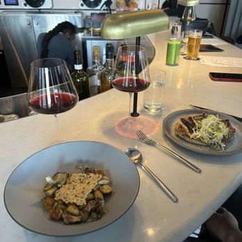 Sunday Vinyl - Wine Bars Near Me - Denver, Colorado