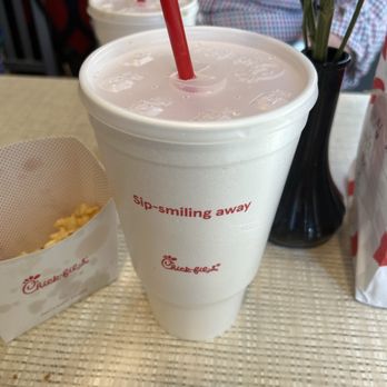 Chick-fil-A - Large Water - Fast Food Near Me - Chicago, Illinois Chick-fil-A - Large Water - Fast Food Near Me - Chicago, Illinois