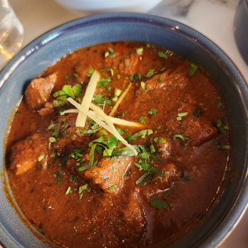 Flora Indica Chelsea - Lamb shoulder Rogan Josh - Bars Near Me - London, XGL Flora Indica Chelsea - Lamb shoulder Rogan Josh - Bars Near Me - London, XGL