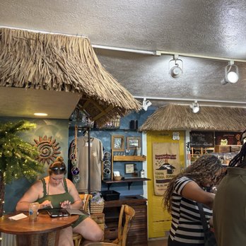 Bikini Bottoms Coffee - Inside store - Coffee & Tea Near Me - Kailua-Kona, Hawaii