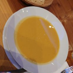 Cratos Restaurant & Cafe