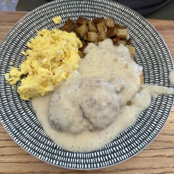 McLain’s Market - Shawnee - Biscuits and gravy with eggs and potatoes - Breakfast & Brunch Near Me - Shawnee, Kansas McLain’s Market - Shawnee - Biscuits and gravy with eggs and potatoes - Breakfast & Brunch Near Me - Shawnee, Kansas