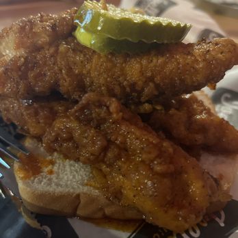 Joella's Hot Chicken - Three tenders - Desserts Near Me - Crescent Springs, Kentucky Joella's Hot Chicken - Three tenders - Desserts Near Me - Crescent Springs, Kentucky