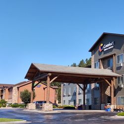 Comfort Inn & Suites - Location Location
