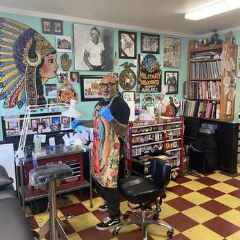 Anchor Rose Tattoo and piercing - Tattoo Near Me - Santa Rosa, California