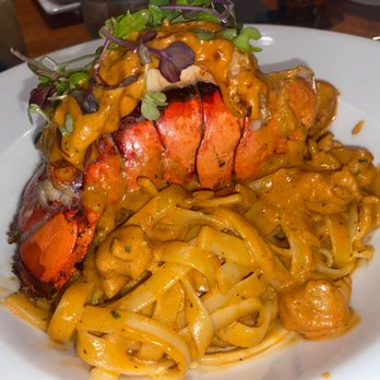 Leone's Italian - Lobster Fettuccine - Italian Near Me - Norfolk, Virginia Leone's Italian - Lobster Fettuccine - Italian Near Me - Norfolk, Virginia