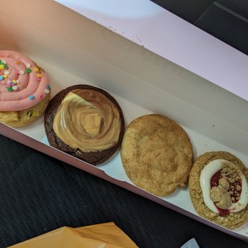 Crumbl - Northway - Bakeries Near Me - Pittsburgh, Pennsylvania Crumbl - Northway - Bakeries Near Me - Pittsburgh, Pennsylvania
