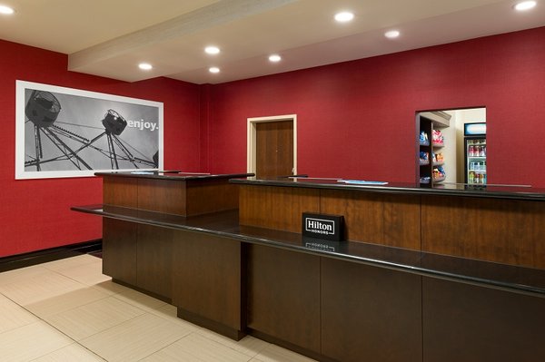 Hampton Inn & Suites National Harbor/Alexandria Area by null
