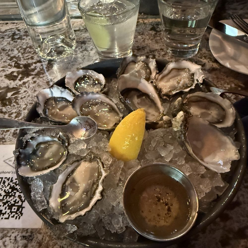 Taylor Shellfish Oyster Bar - Best oysters - Seafood Near Me - Seattle, Washington Taylor Shellfish Oyster Bar - Best oysters - Seafood Near Me - Seattle, Washington