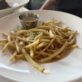 The Gloriette - Shoestring potatoes - Seafood Near Me - Covington, Louisiana The Gloriette - Shoestring potatoes - Seafood Near Me - Covington, Louisiana