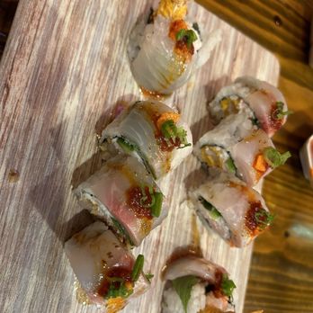 Sushi Ye - White tiger roll - Sushi Bars Near Me - Los Angeles, California Sushi Ye - White tiger roll - Sushi Bars Near Me - Los Angeles, California