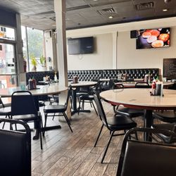Saigon Chicken House