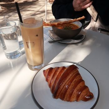 Eller Bakery - Banana bread latte, sourdough croissant, and soup - Bakeries Near Me - Costa Mesa, California Eller Bakery - Banana bread latte, sourdough croissant, and soup - Bakeries Near Me - Costa Mesa, California