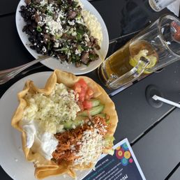 Taco salad and Al carbon salad
