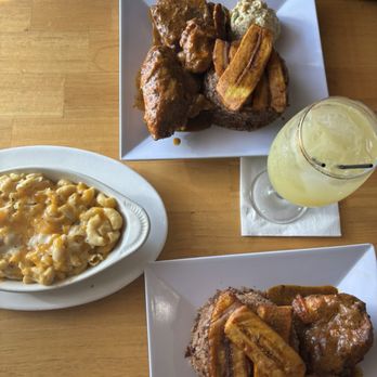 Little Belize Restaurant - Stew Chicken Plate and Side of Mac & Cheese - Caribbean Near Me - Inglewood, California Little Belize Restaurant - Stew Chicken Plate and Side of Mac & Cheese - Caribbean Near Me - Inglewood, California