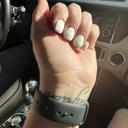 Unico Nails Salon and Spa - Super wide and flat. My nails look like shovels