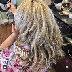 Shampoo's Salon - Hair by Amanda