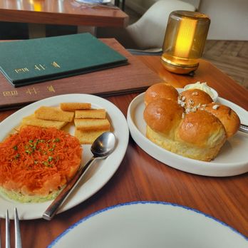 Gui Steakhouse - Tuna tartare and complimentary brioche - Steakhouses Near Me - New York, New York Gui Steakhouse - Tuna tartare and complimentary brioche - Steakhouses Near Me - New York, New York