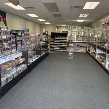 420 Easy Street - No one in the rest of the store - Tobacco Shops Near Me - Richmond, Illinois 420 Easy Street - No one in the rest of the store - Tobacco Shops Near Me - Richmond, Illinois