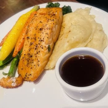 Yard House - Whiskey Glazed Salmon - Bars Near Me - Tampa, Florida Yard House - Whiskey Glazed Salmon - Bars Near Me - Tampa, Florida