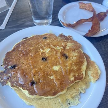 Reveille Coffeehouse Cafe - Breakfast & Brunch Near Me - Cumming, Georgia