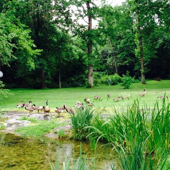 Hillbrook Inn - Bed & Breakfast Near Me - Charles Town, West Virginia