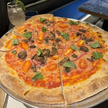 Scarr's Pizza - Not so great vegan pie - Pizza Near Me - New York, New York Scarr's Pizza - Not so great vegan pie - Pizza Near Me - New York, New York