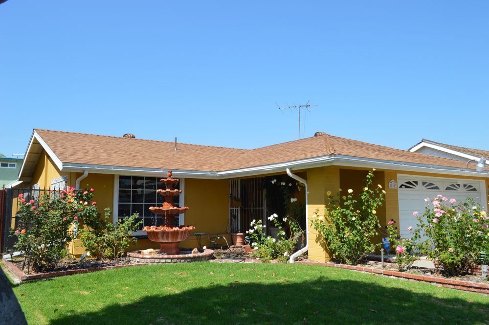 Slide of Golden City Remodeling