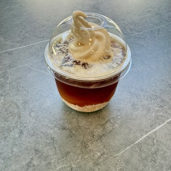 Rabbit Rabbit Cream - English Earl Grey Vanilla Tea Float - Ice Cream & Frozen Yogurt Near Me - Palo Alto, California Rabbit Rabbit Cream - English Earl Grey Vanilla Tea Float - Ice Cream & Frozen Yogurt Near Me - Palo Alto, California