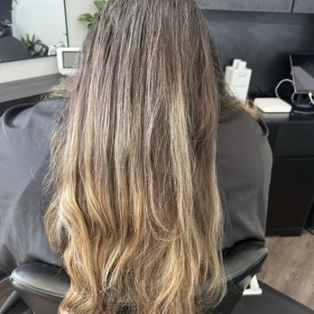 Mindset Blends Beauty - Getting ready for a great cut & dye!!! - Hair Stylists Near Me - Richmond, Texas Mindset Blends Beauty - Getting ready for a great cut & dye!!! - Hair Stylists Near Me - Richmond, Texas