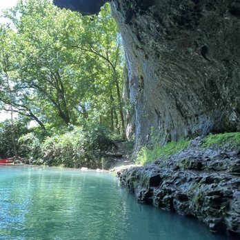 Carr's Canoe Rental - Amazing journey - Rafting/Kayaking Near Me - Eminence, Missouri