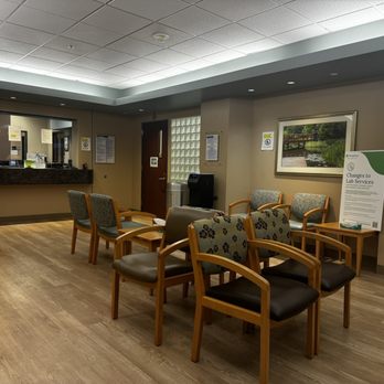 Michael Chan MD, St Joseph Heritage Cardiology - Waiting room - Cardiologists Near Me - Orange, California Michael Chan MD, St Joseph Heritage Cardiology - Waiting room - Cardiologists Near Me - Orange, California