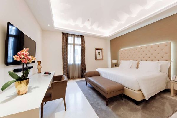 Aleph Rome Hotel, Curio Collection by Hilton by null