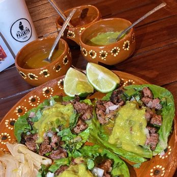 Pajarito Café - Tacos de Lechuga de Arrachera - Cafeteria Near Me - Zamora, MIC