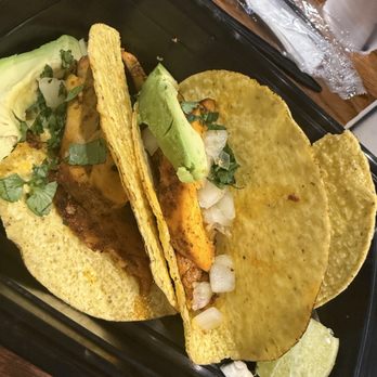 Cinco Ninos - Very sad looking tacos - Mexican Near Me - Pocono Summit, Pennsylvania