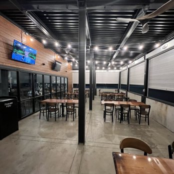 Meat Hook Bbq - Outdoor seating - Barbeque Near Me - West Valley City, Utah