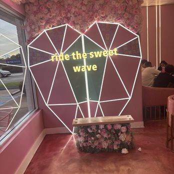 The Sweet Spot - cute photobooth thing - Desserts Near Me - Virginia Beach, Virginia