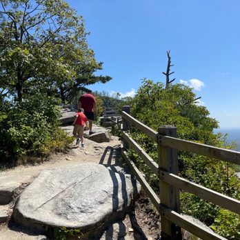 Pilot Mountain State Park - Short hike to an overlook - Parks Near Me - Pinnacle, North Carolina Pilot Mountain State Park - Short hike to an overlook - Parks Near Me - Pinnacle, North Carolina