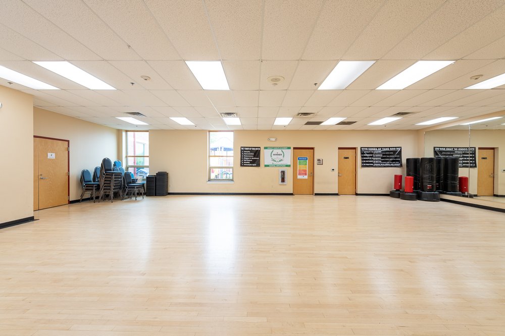 SPRING VALLEY BRANCH YMCA 120 Photos & 38 Reviews 19 W LinfieldTrappe Rd, Limerick