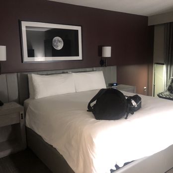 Archer Hotel Burlington - King bed - Hotels Near Me - Burlington, Massachusetts Archer Hotel Burlington - King bed - Hotels Near Me - Burlington, Massachusetts