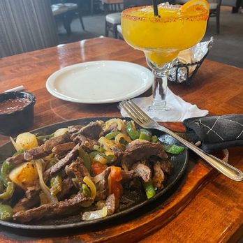 Zendejas Mexican Grill - Steak fajitas - Mexican Near Me - Rancho Cucamonga, California