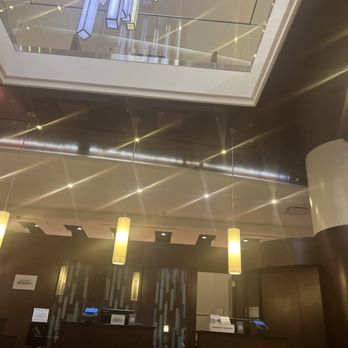 Courtyard by Marriott Centre-Ville - Hotels Near Me - Montreal, Quebec Courtyard by Marriott Centre-Ville - Hotels Near Me - Montreal, Quebec