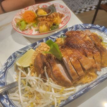 Thai Niyom - Thai Near Me - Long Island City, New York Thai Niyom - Thai Near Me - Long Island City, New York