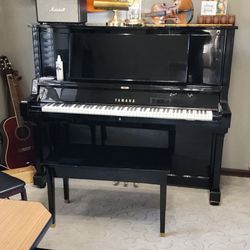 Piano Lessons - by Linda Akre Music Teacher - Thank you for your interest in music lessons with Linda Akre. You can read more about the studio at linda.akre.net
