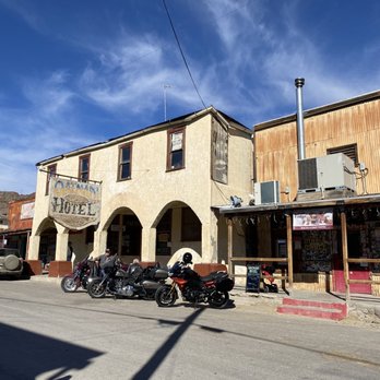 Town of Oatman - Oatman hotel (the gun fight happened here) - Local Flavor Near Me