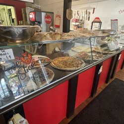 Nonni's NY Pizzeria - Pizza by the slice selection