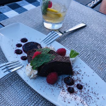Morgan's Bistro - Steakhouses Near Me - Harrison Hot Springs, British Columbia