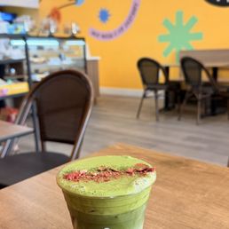 Strawberry matcha cream top